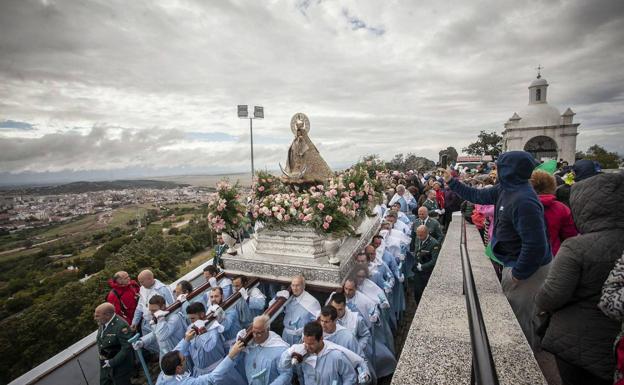 La Virgen de la Montaña baja el miércoles y Nevado da el pregón el martes