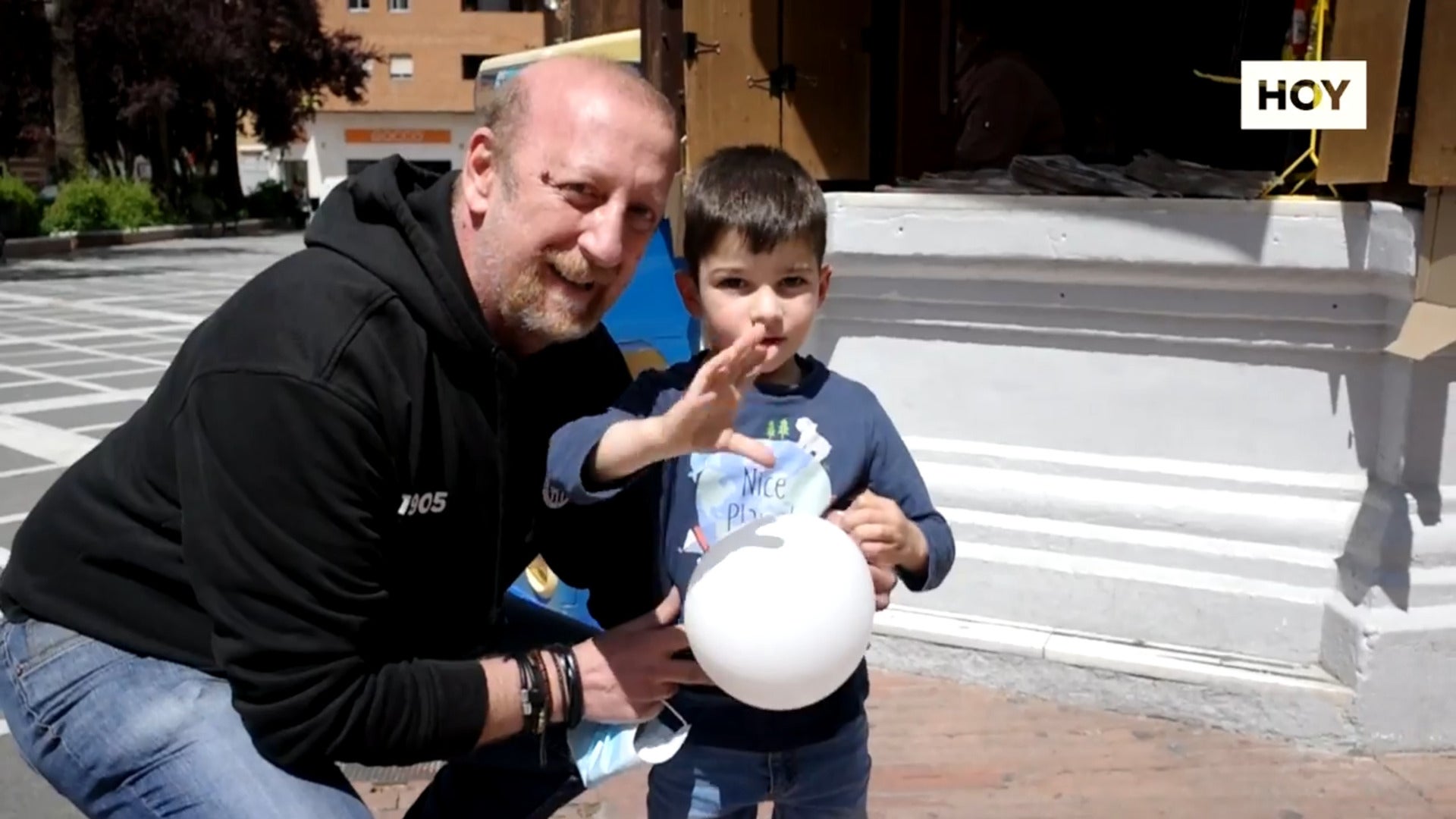 Último día de Juanfran antes de cerrar el quiosco de San Francisco
