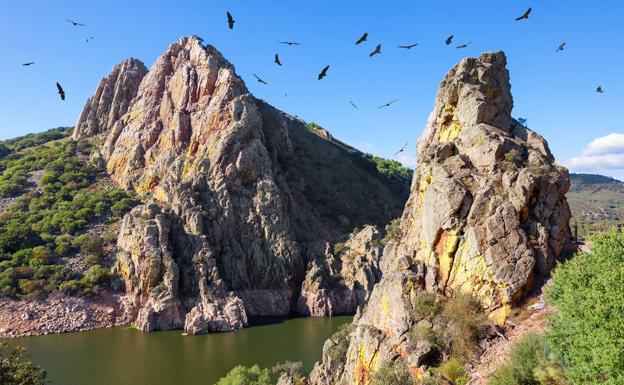 El Parque Nacional de Monfragüe recupera la afluencia de visitantes durante la Semana Santa