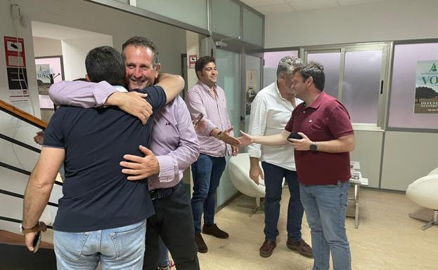 Juan Metidieri celebrando su victoria en las elecciones al campo./HOY
