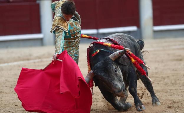 Herido grave el matador Arturo Gilio en Las Ventas