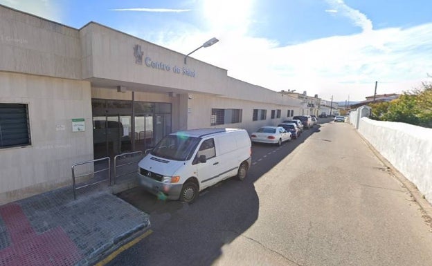 Dos enfermeras y un médico se enfrentan a peticiones 3 y 4 años de prisión por indagar en fichas clínicas