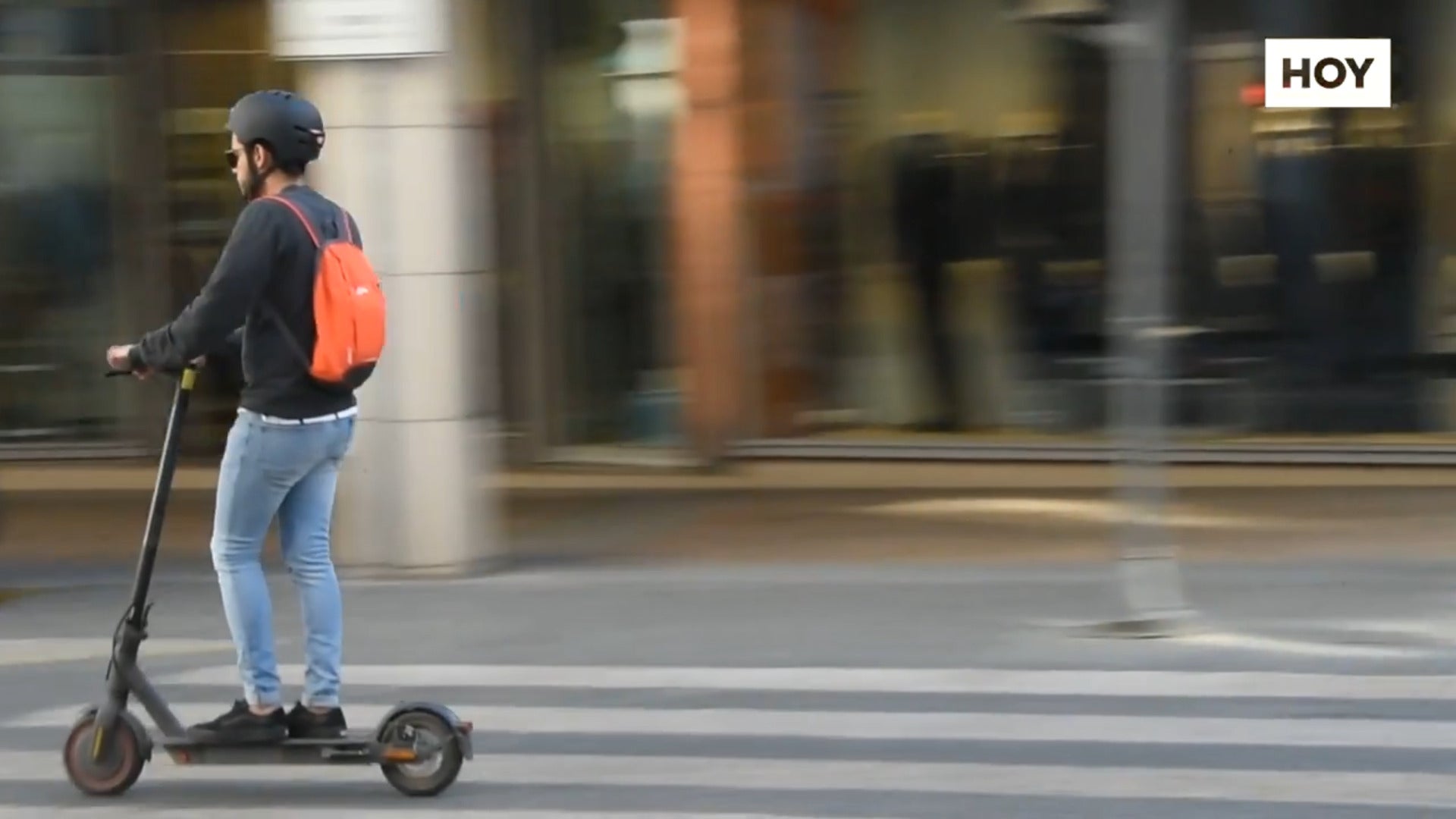 Los peatones piden más control de los patinetes eléctricos