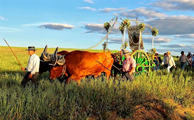 San Isidro vuelve a ser una fiesta en los pueblos extremeños