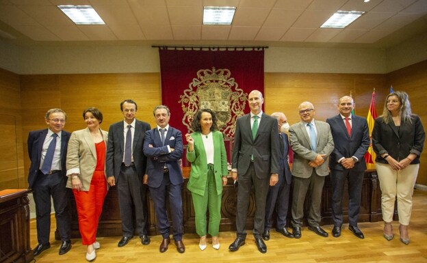 Miembros de la Sala de Gobierno del Tribunal Superior de Justicia de Extremadura en la presentación de la Memoria Judicial. 