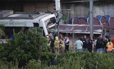 Un muerto y 80 heridos en el choque de dos trenes en Barcelona