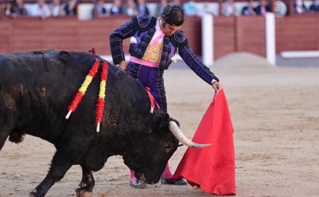 Una corrida impropia de Juan Pedro para la feria de San Isidro