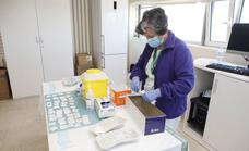 Extremadura notifica 1.176 nuevos casos y los hospitalizados por covid suben a 125