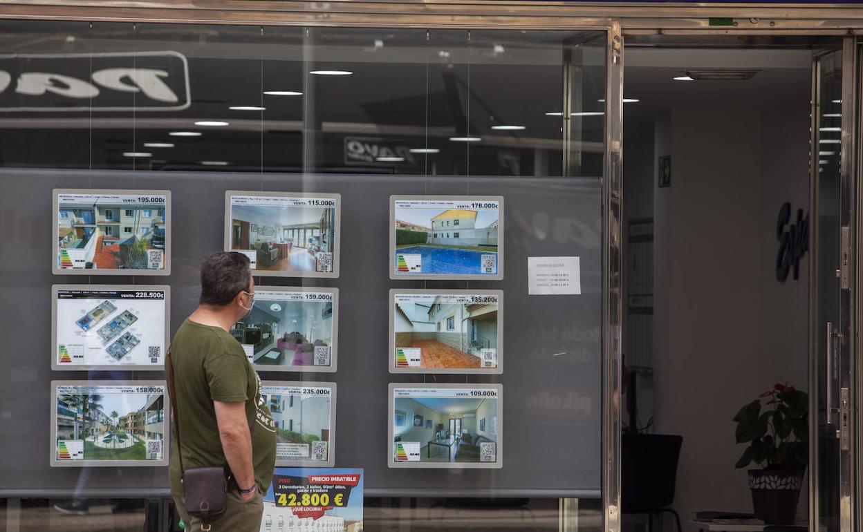 La poca oferta de viviendas de alquiler en Cáceres hace subir los precios |  Hoy