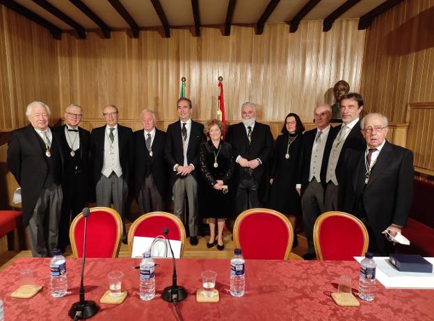 La Academia extremeña celebra el día de las Artes y las Letras