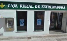 Dos detenidos por el atraco en la oficina de Caja Rural en Gévora de hace dos años