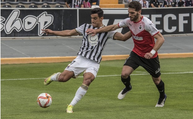 Fausto Tienza, un futuro bañado en plata con el Racing de Santander