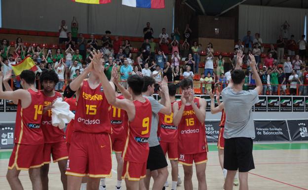 España sub 17 gana a Francia en Villanueva de la Serena