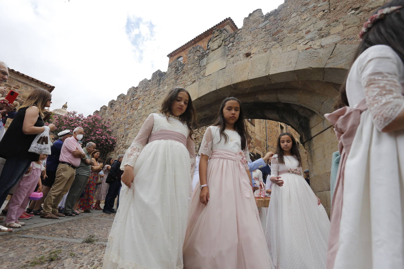 Imágenes | La festividad del Corpus vuelve a las calles de Cáceres