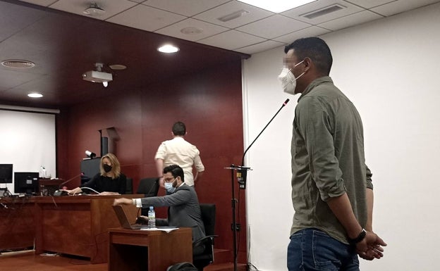 Cuatro años de cárcel por un delito de odio contra un joven homosexual en Valencia de Alcántara