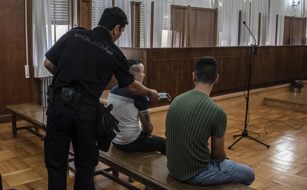 Un joven acusado de intentar matar a un varón en Badajoz asegura que no participó en la agresión