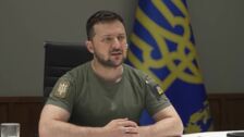 Zelenski apuesta por reformar el sistema militar de Ucrania y adoptar un servicio obligatorio