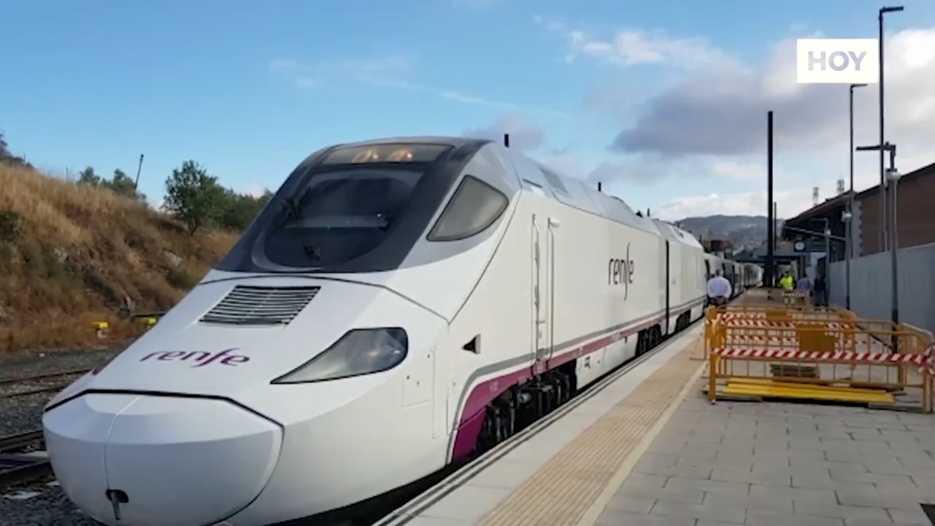 El primer viaje del tren rápido de Plasencia a Badajoz