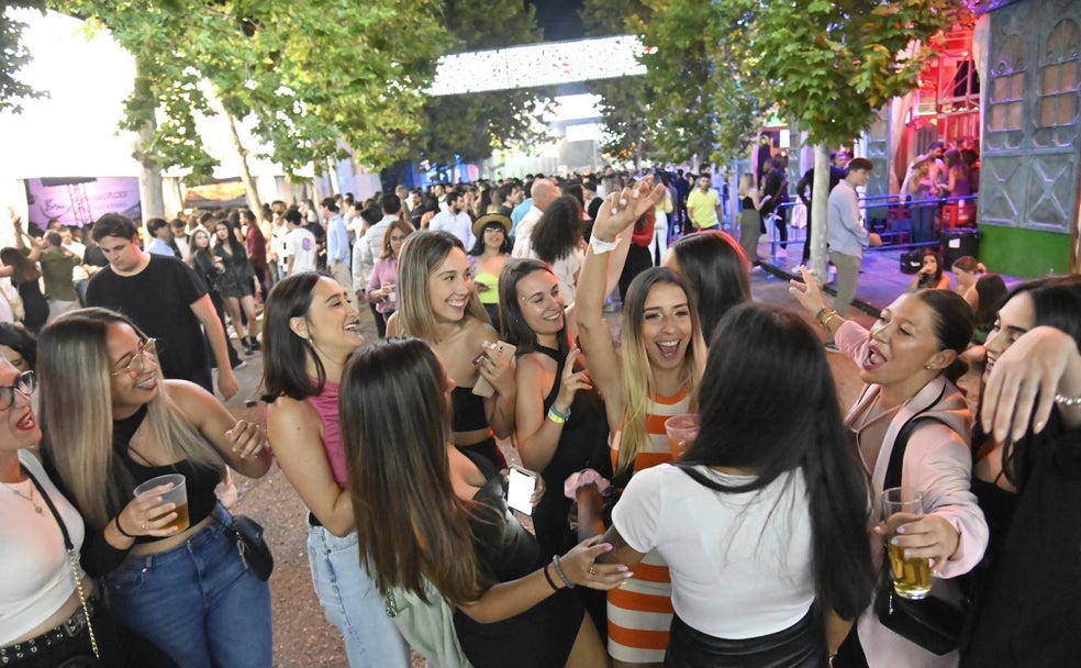 Badajoz se desquita con un San Juan de multitudes