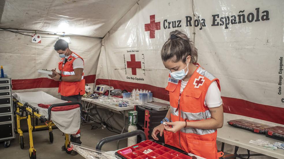 HOY pasa una noche con los voluntarios de Cruz Roja en la feria de Badajoz
