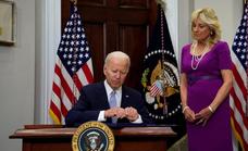 Biden promulga la primera ley sobre control de armas en tres décadas