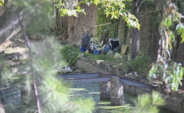 Cáritas detecta un aumento de sintecho que duermen en la calle en Badajoz