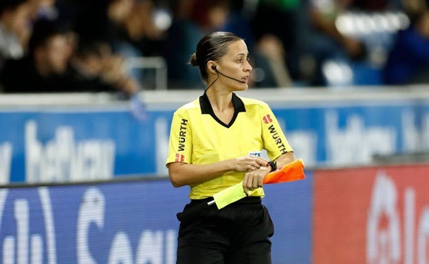 Guadalupe Porras, en el partido inaugural de la Eurocopa femenina