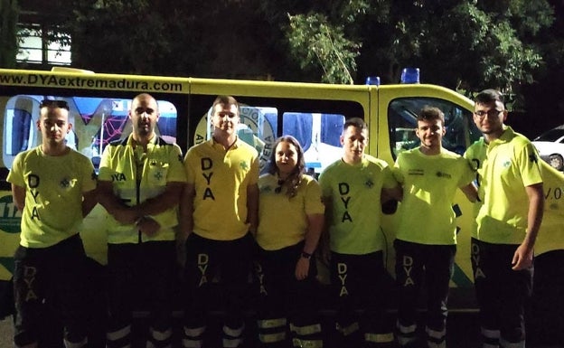 Voluntarios cacereños de DYA y Cruz Roja colaboran en los Sanfermines