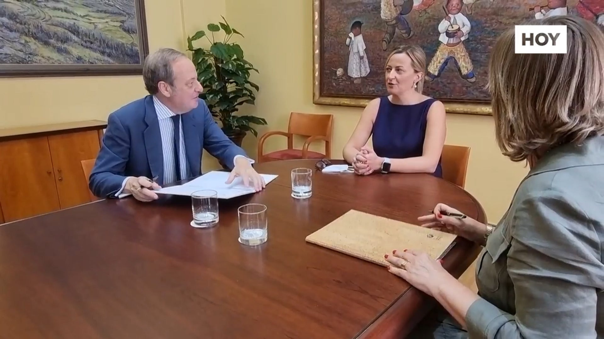 ​Convenio con la Asamblea y la Caixa para digitalizar los fondos gráficos de HOY