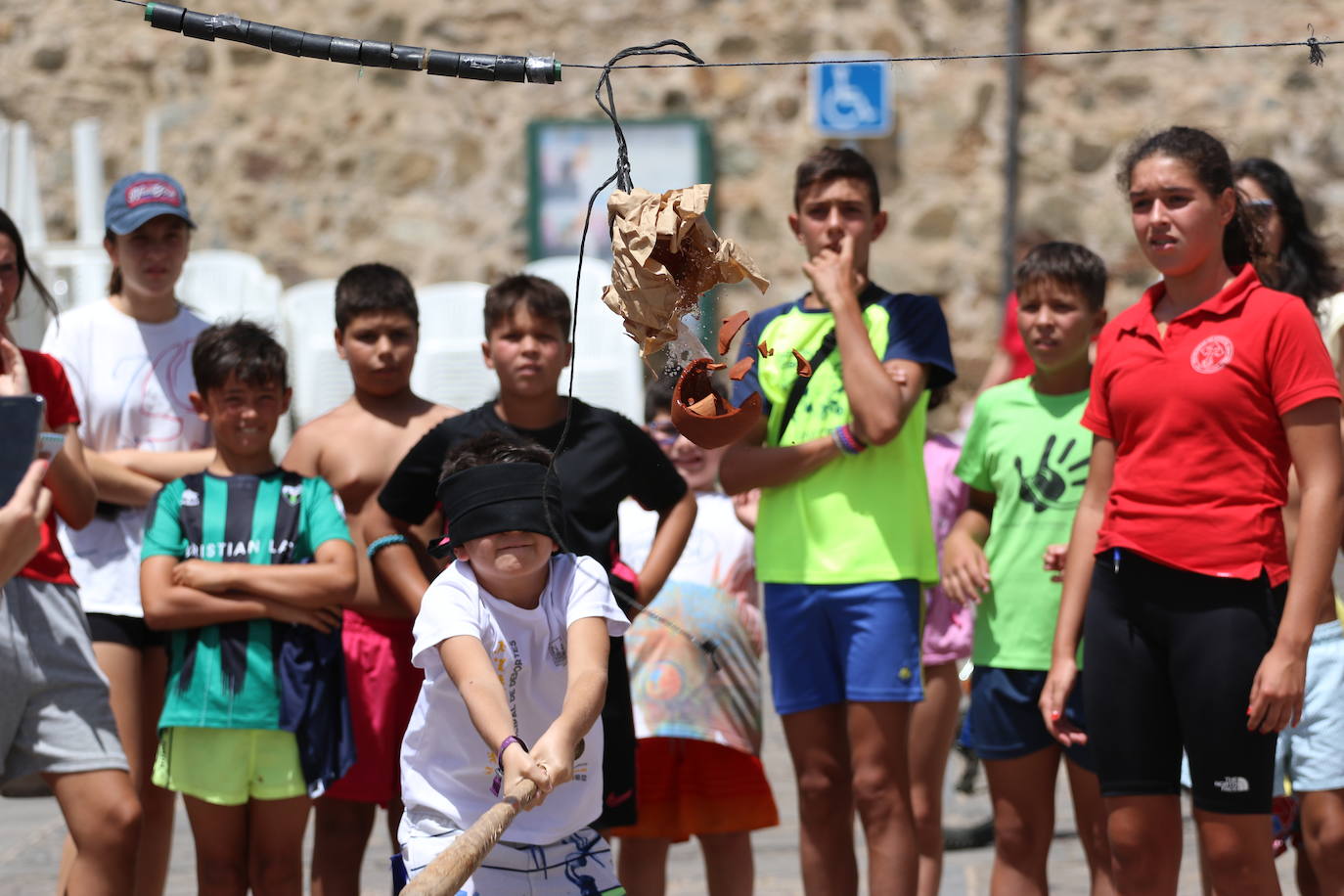 El barrio de Santiago celebra este sábado su tradicional «velá»