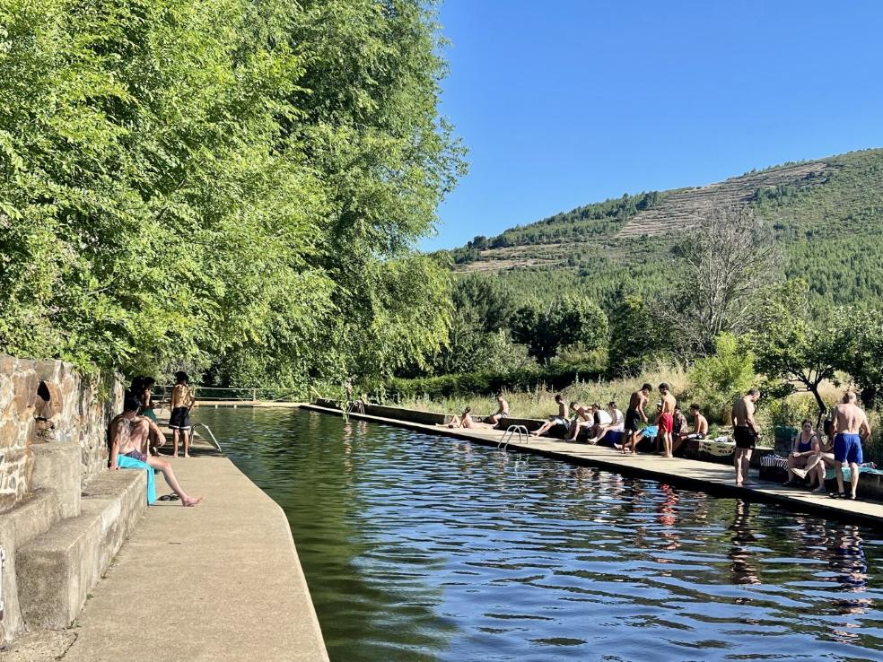 Una piscina natural ideal para nadar