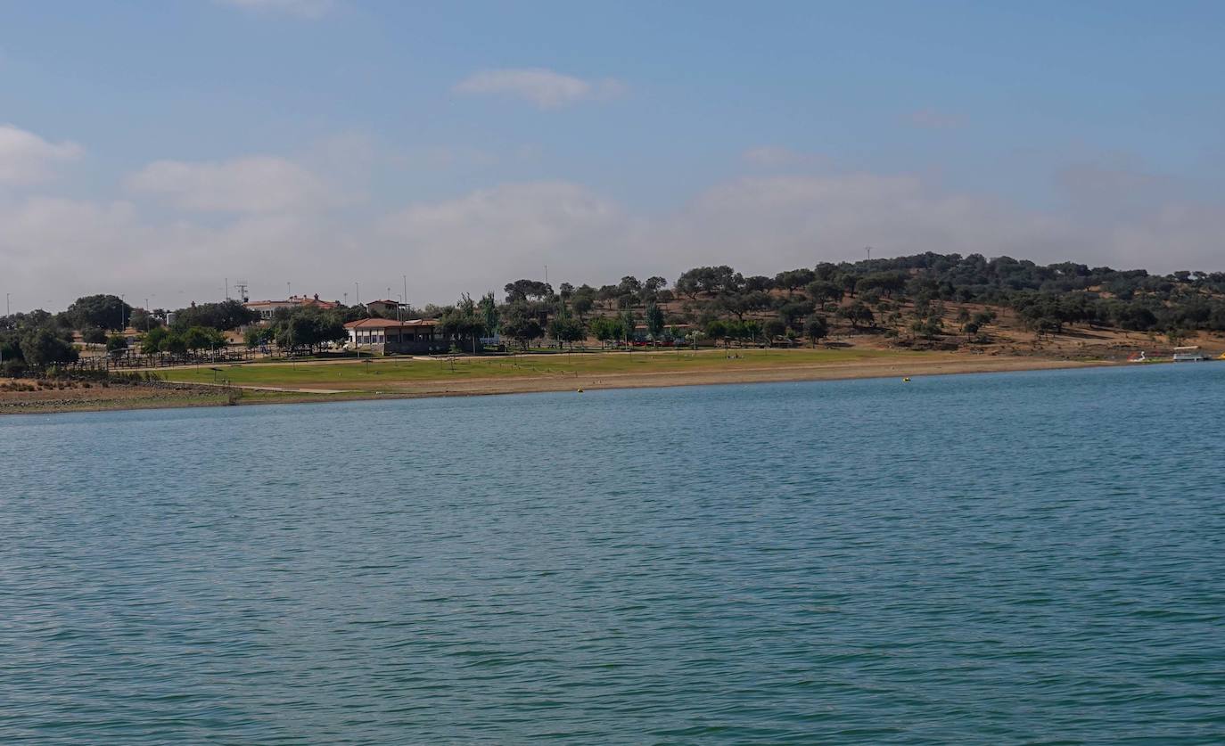 Rincones con encanto de Extremadura | Gran Lago de Alqueva: Playas dulces contra la inflación