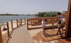 Rincones con encanto de Extremadura | Gran Lago de Alqueva: Playas dulces contra la inflación