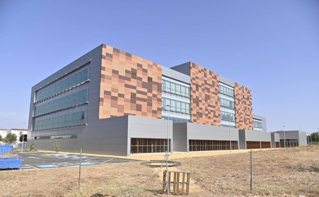 Los trabajos para terminar la obra de los juzgados de Badajoz se reanudan