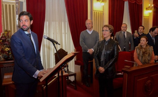Javier Pizarro sustituirá a María José Solana como concejal en Badajoz