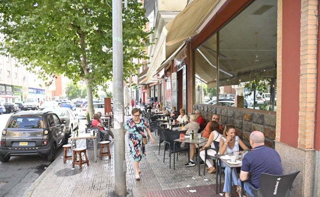 La falta de camareros obliga a restaurantes y bares extremeños a cerrar varios días a la semana