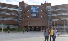La universidad española baja escalones entre la élite mundial