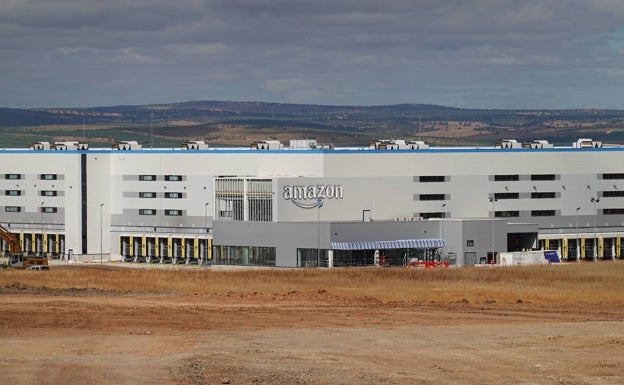 Amazon se autoabastecerá de energía en su centro de Badajoz