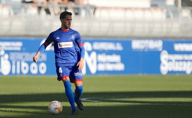 Javi Ros, un refuerzo de primer nivel para la medular del Badajoz