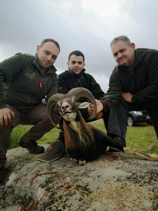 Cazar alrededor del mundo con salida desde Navalmoral