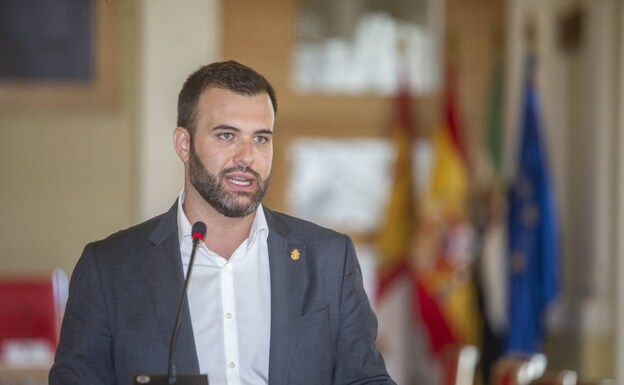 Luis Salaya hace oficial que volverá a ser candidato a la alcaldía de Cáceres