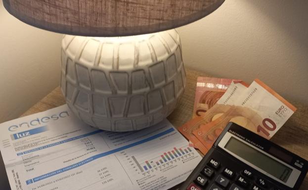 El precio de la luz cambia este lunes, estas son las horas más baratas y más caras