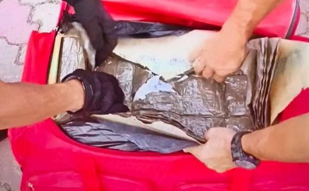 Detenida en Villafranca de los Barros con 34 kilos de hachís en el coche