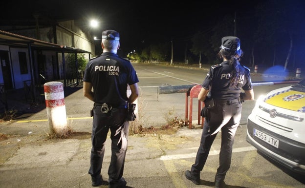 La Policía denuncia a un hombre que portaba un arma de fuego en Cáceres