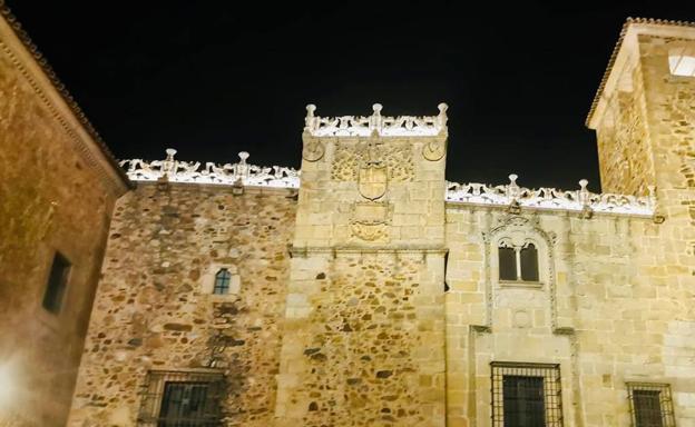 La Ciudad Monumental cacereña estrena iluminación en 'La Noche del Patrimonio'