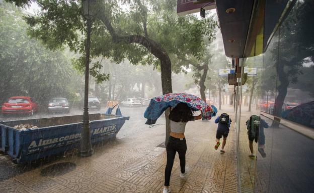 Alerta amarilla por tormentas en la provincia de Badajoz, Villuercas y Montánchez