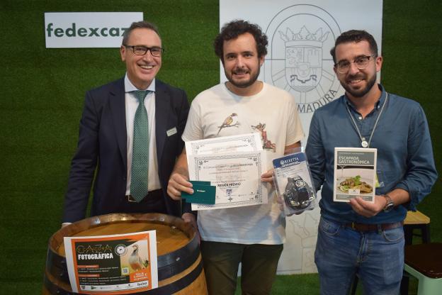 Rubén Sánchez y Alejo Leal ganan el concurso de Caza Fotográfica