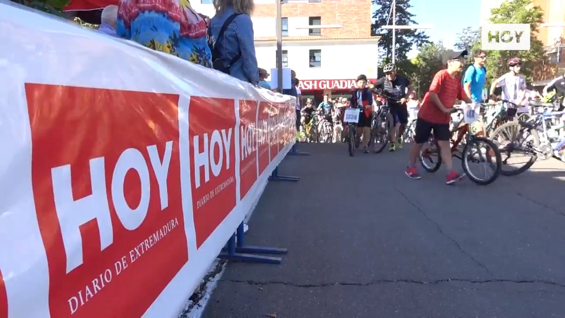 El Día de la Bicicleta de Badajoz echa a rodar de nuevo con 3.000 participantes