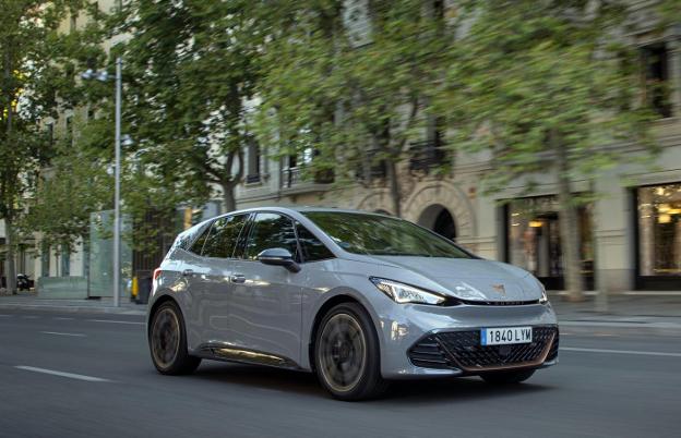 CUPRA aumenta la autonomía del eléctrico Born e-Boost a 546 kilómetros