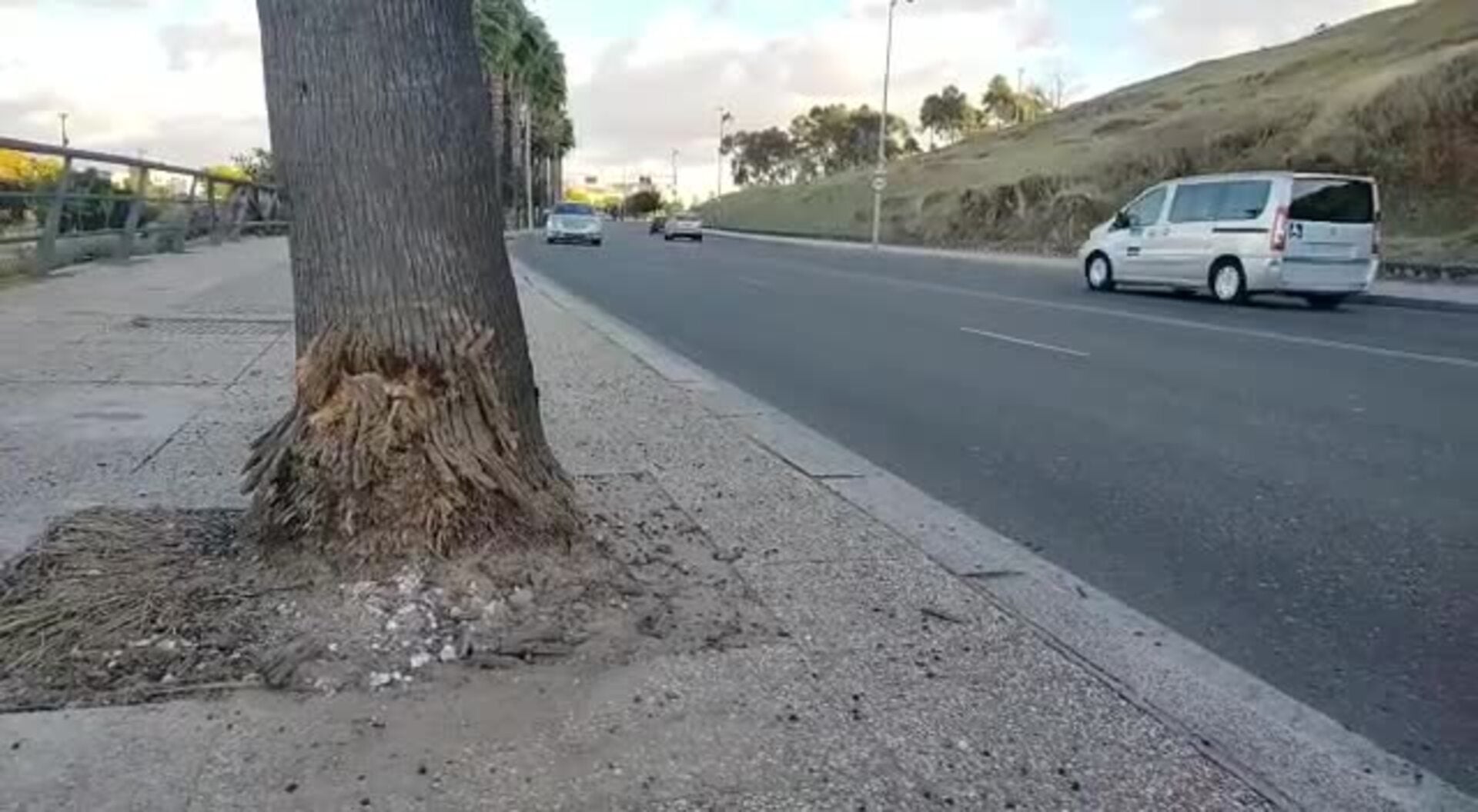 Muere un motorista y otro resulta herido grave al colisionar sus motos en la circunvalación de Badajoz